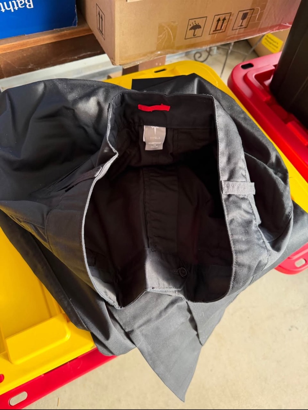 Tesla men’s pants new 40/36